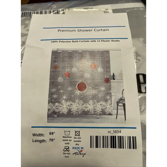 PREIUM SHOWER CURTAIN CHRISTMAS BALLS AND SNOWFLAKES WIDTH 69' LENGTH 70' - Picture 4 of 4